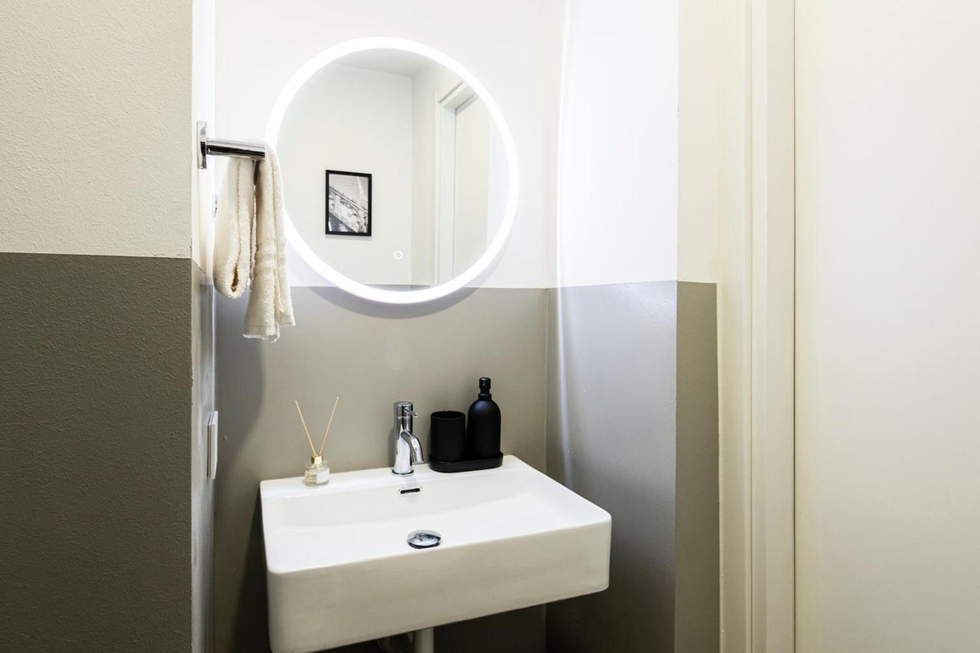 Easylife - Suite In Centrale Milano Exteriör bild